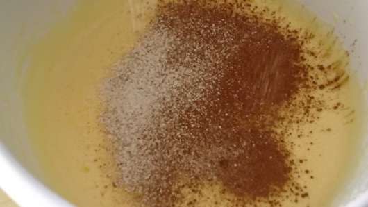 agregando-harina-y-cacao